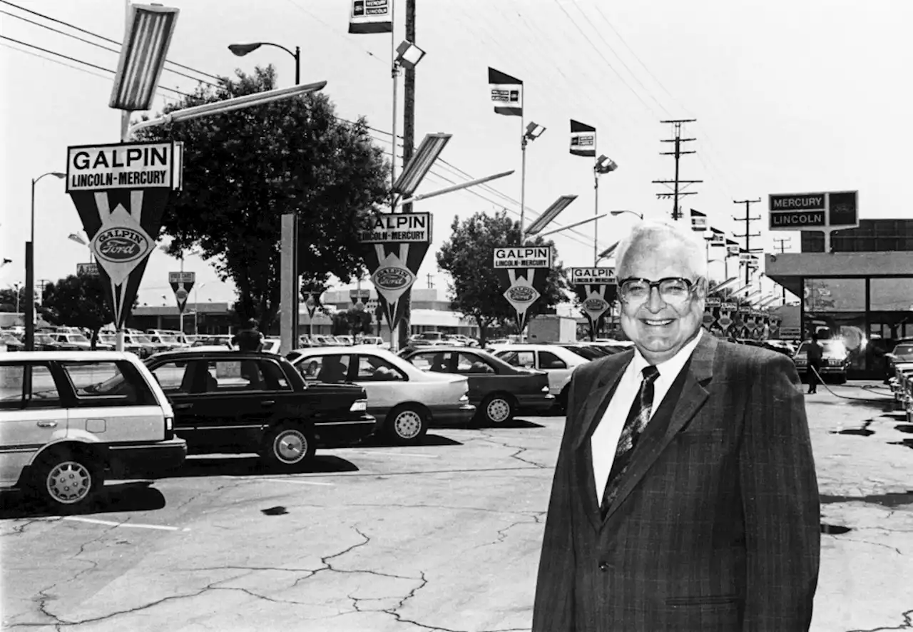 San Fernando Valley automotive legend Bert Boeckmann dies at 92