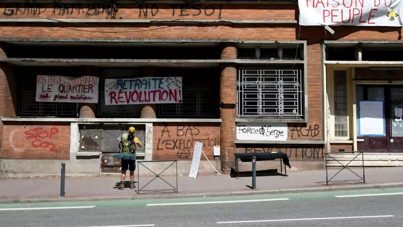 Toulouse : des opposants à la réforme des retraites squattent un bâtiment