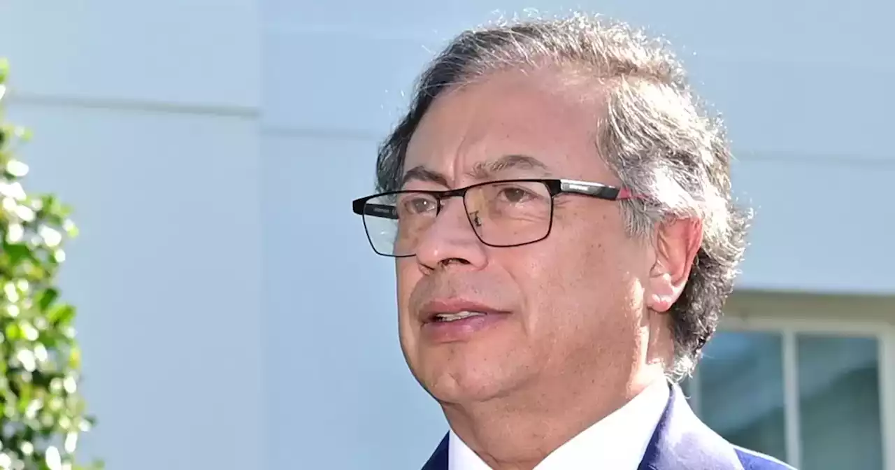 Gustavo Petro posesionó a 10 funcionarios que harán parte de su equipo de Gobierno