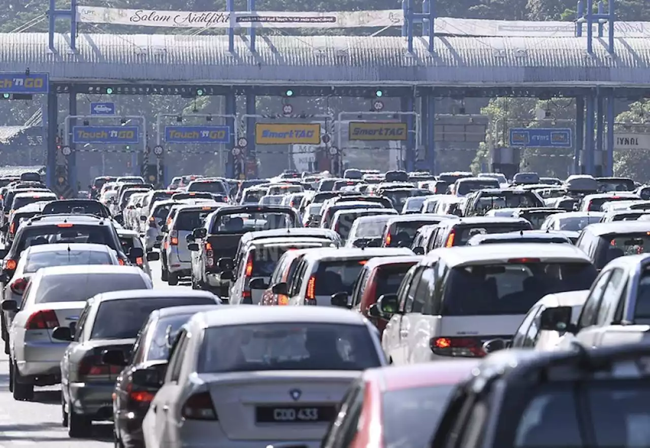 Toll-free travel during festivals does not ease congestion, says DPM | The Malaysian Insight