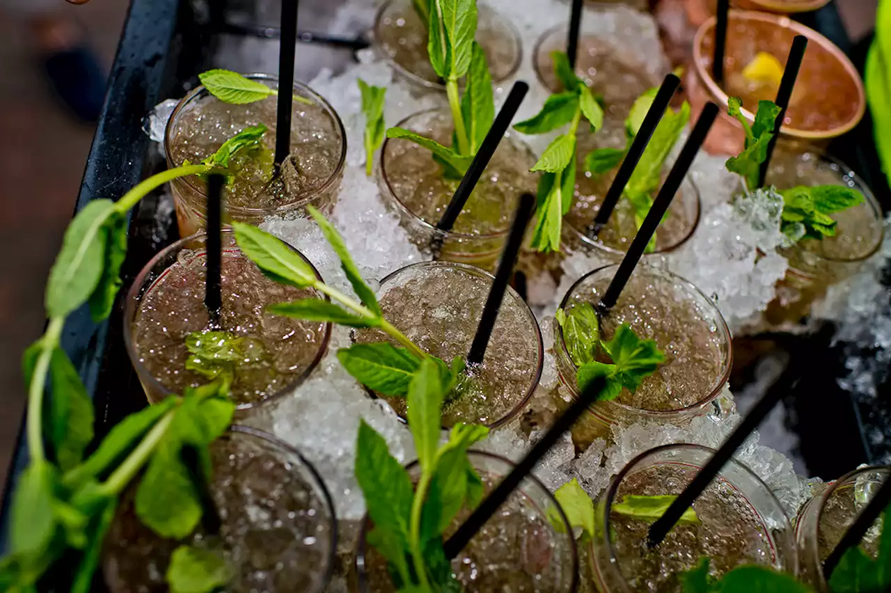 Here's How to Make a Delicious Mint Julep, a Kentucky Derby Tradition, at Home