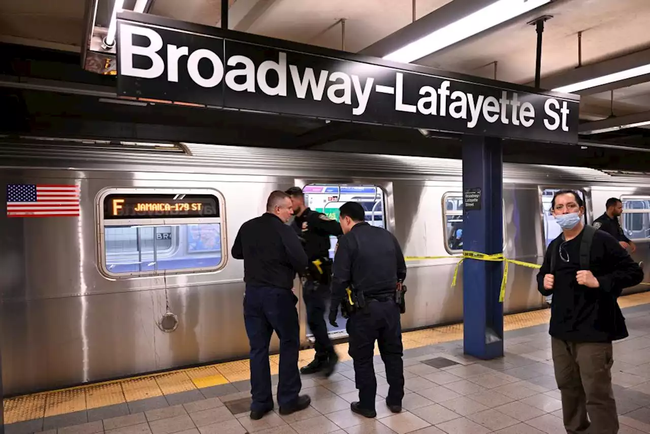 NYC subway rider, 30, dies after being put in headlock during outburst on train