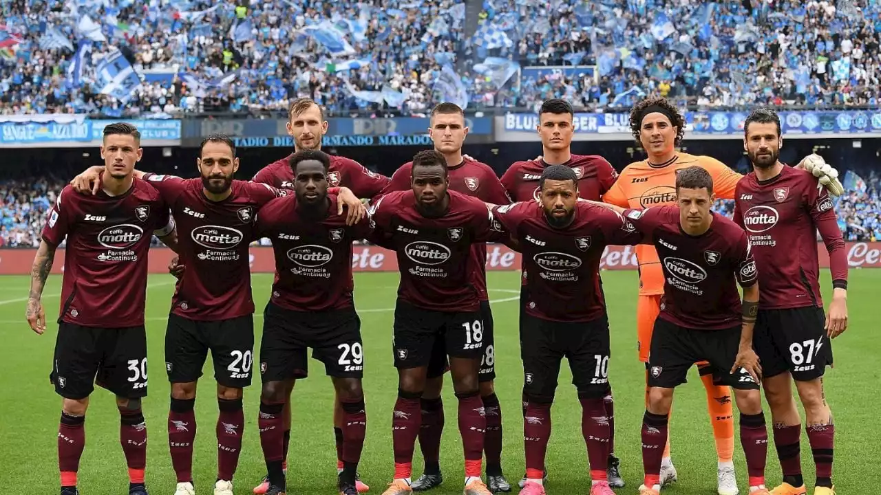 Así fue como Memo Ochoa impidió el campeonato de Chucky Lozano con el Napoli (VIdeo)