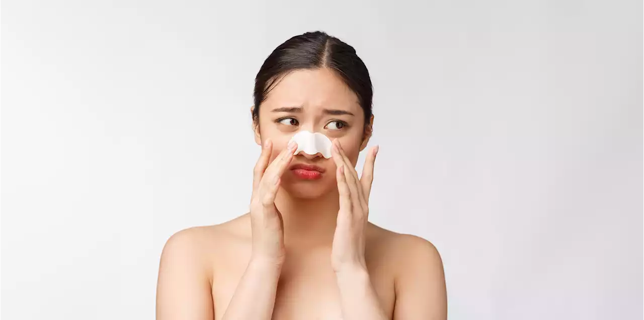 How to Get Rid of Blackheads on Your Nose, According to a Dermatologist