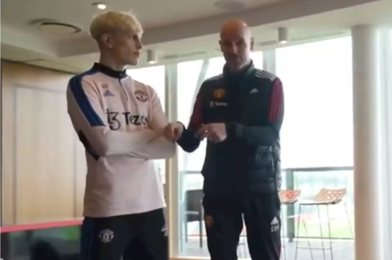 Video shows Ten Hag's passionate speech to Garnacho's family after new Man United contract