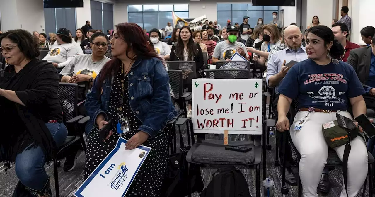 How San Antonio ISD is paying for its largest teacher pay raise in years