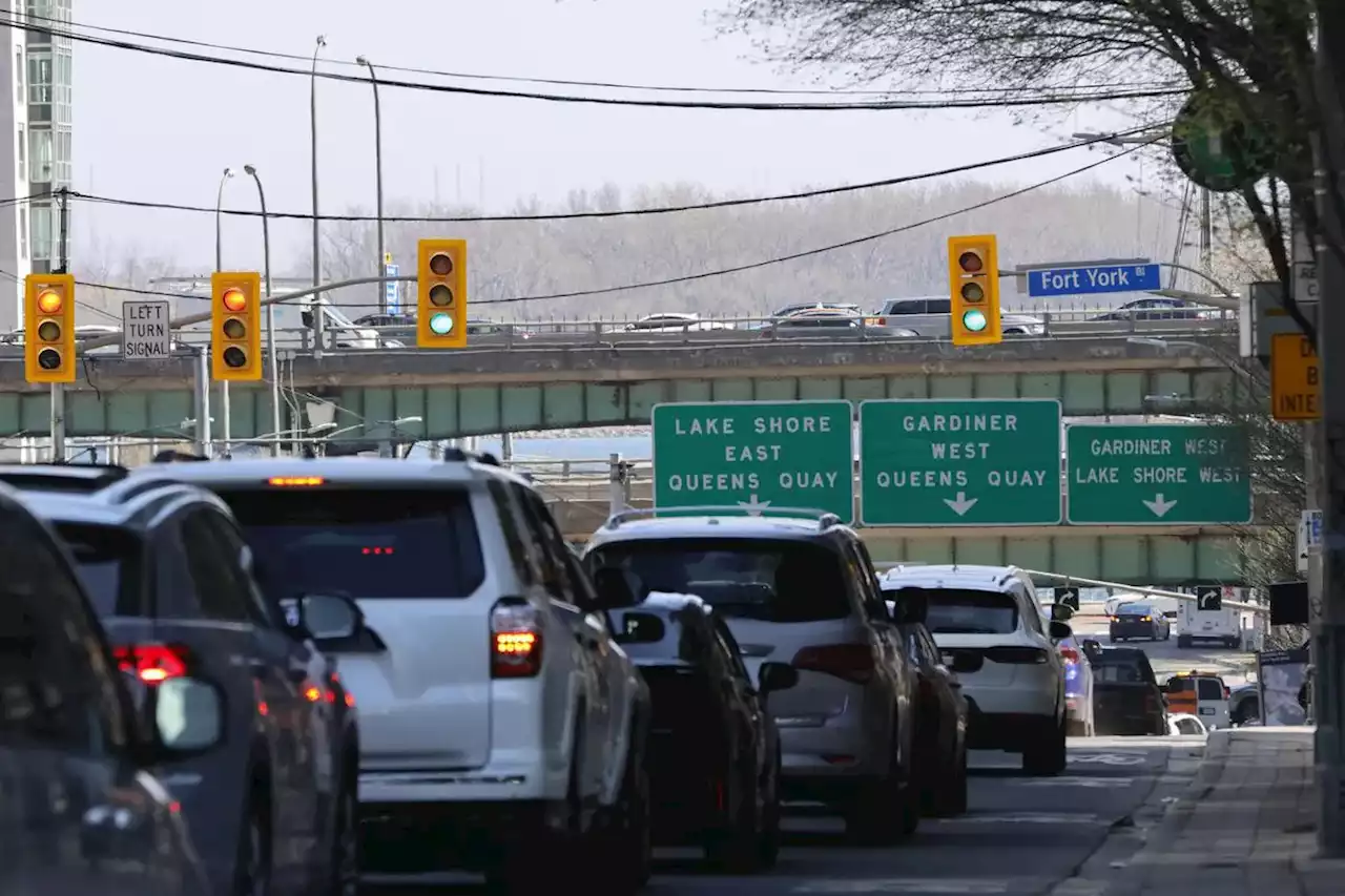 Better transit, fewer bike lanes? Mayoral candidates pitch plans to solve traffic nightmare