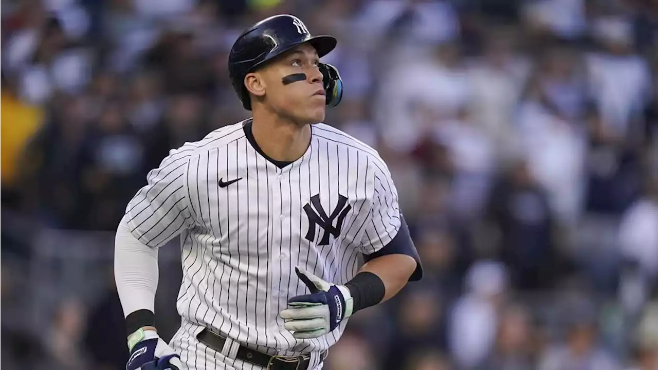 New York Yankees put Aaron Judge on injured list with hurt hip | TSN