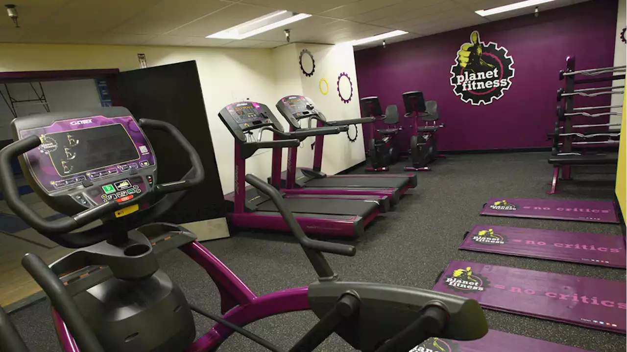 Teens can work out for free at Planet Fitness this summer, win $10,000 grant for school