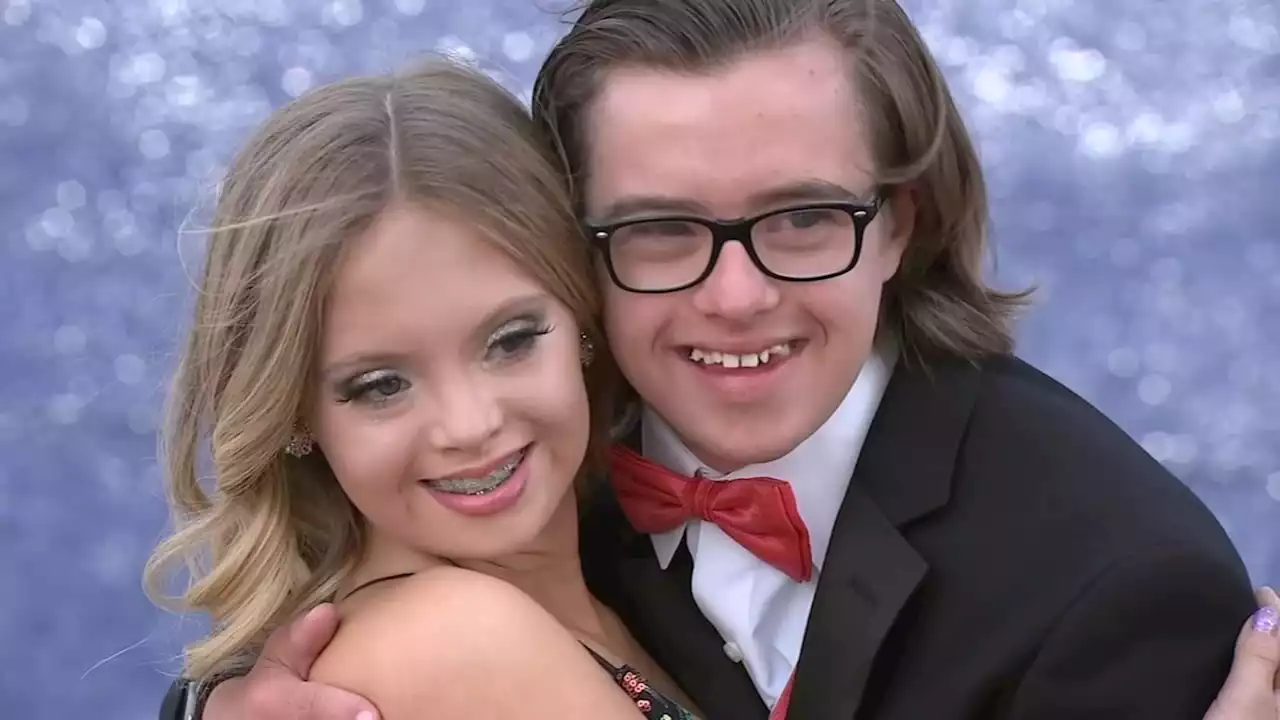 Down syndrome advocates enjoy prom night together in Penn's Landing