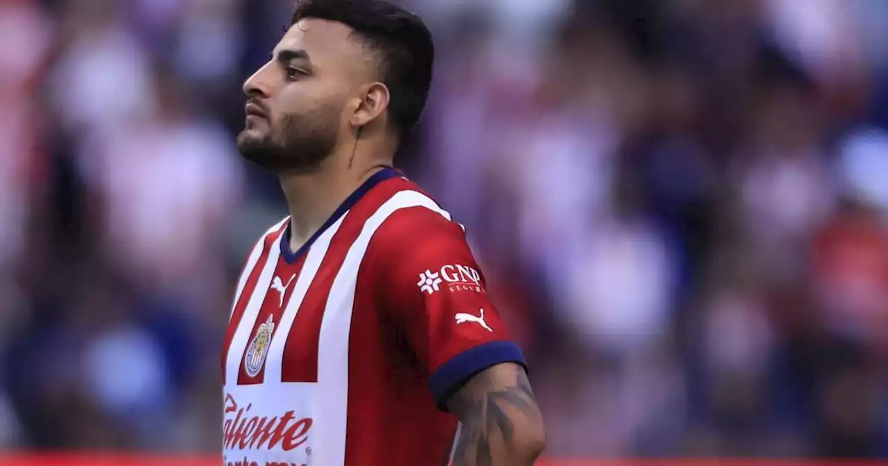 Afición de Chivas señala al culpable de la derrota vs América