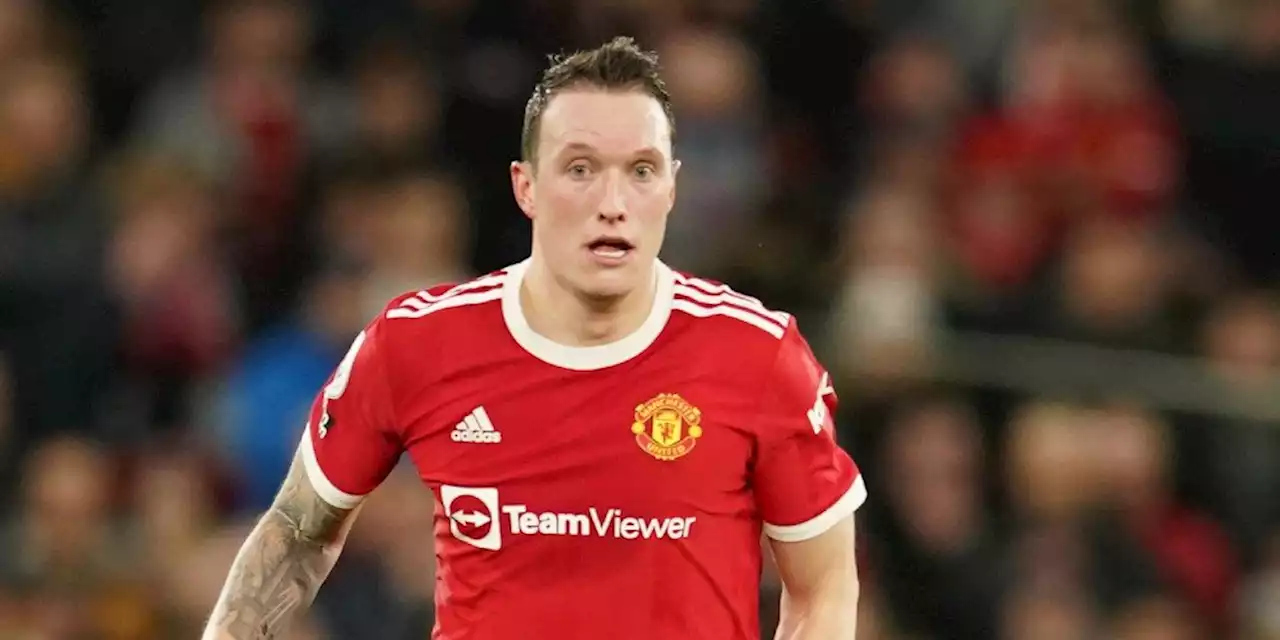 Doa Erik Ten Hag untuk Phil Jones yang Tinggalkan MU - Bola.net