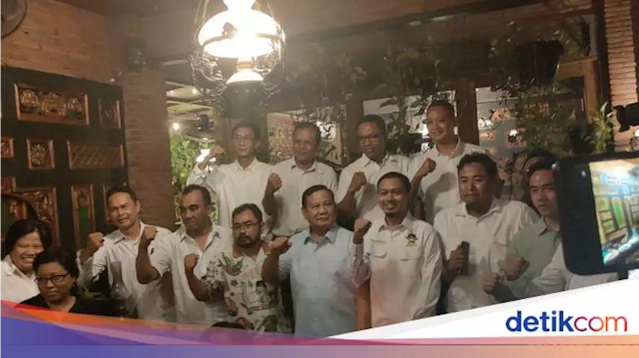 Relawan Gibran-Jokowi Jateng dan Jatim Deklarasi Dukung Prabowo Capres 2024