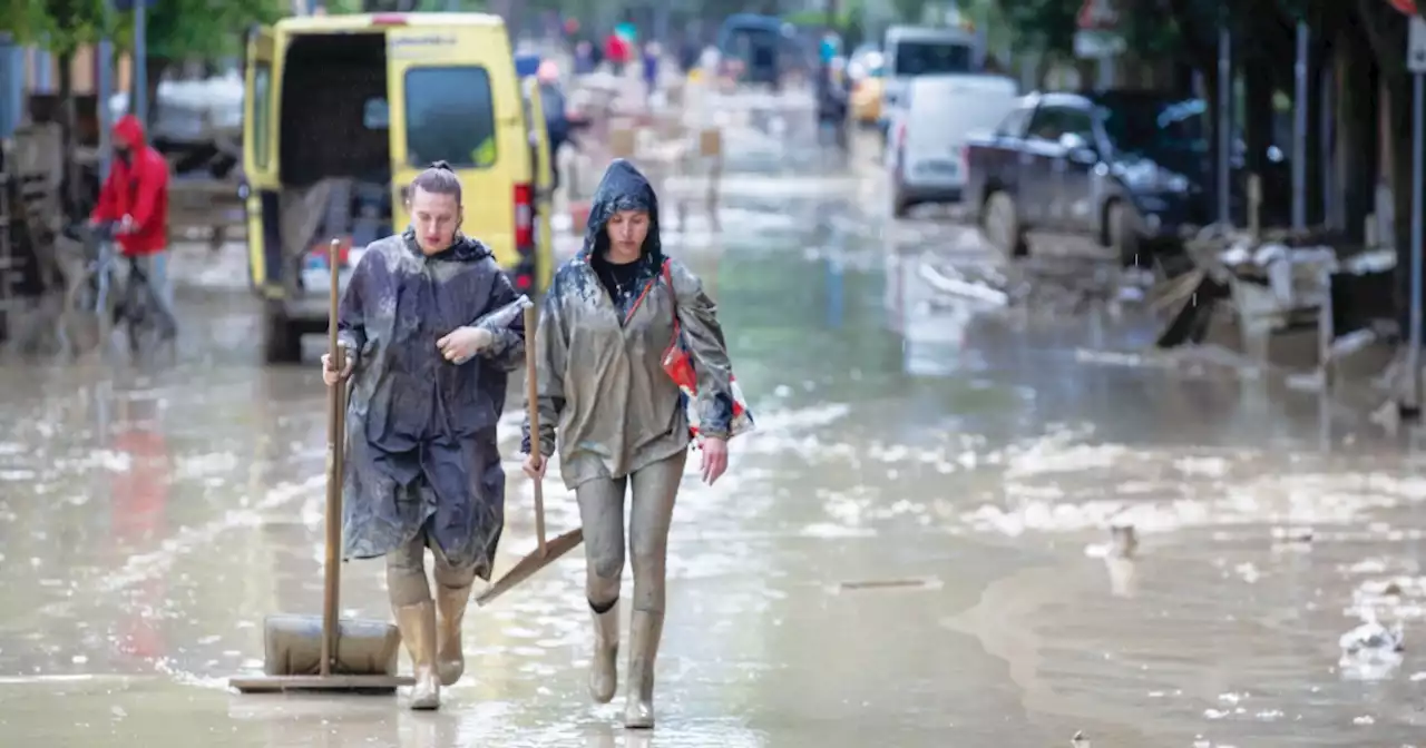 L'alluvione e i fiumi “esplosi”, ecco le 2 indagini. Ipotesi disastro e omicidio colposi - Il Fatto Quotidiano