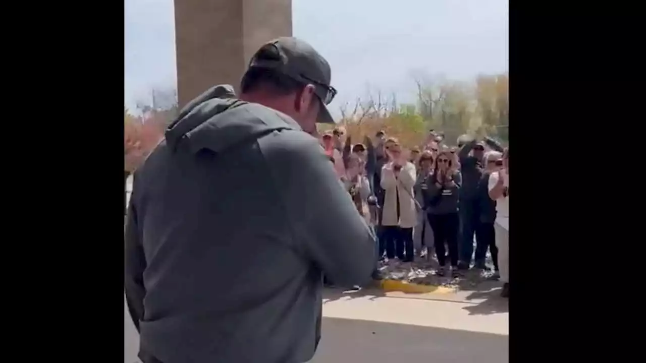 Michigan high school teacher surprised by students after last chemo treatment