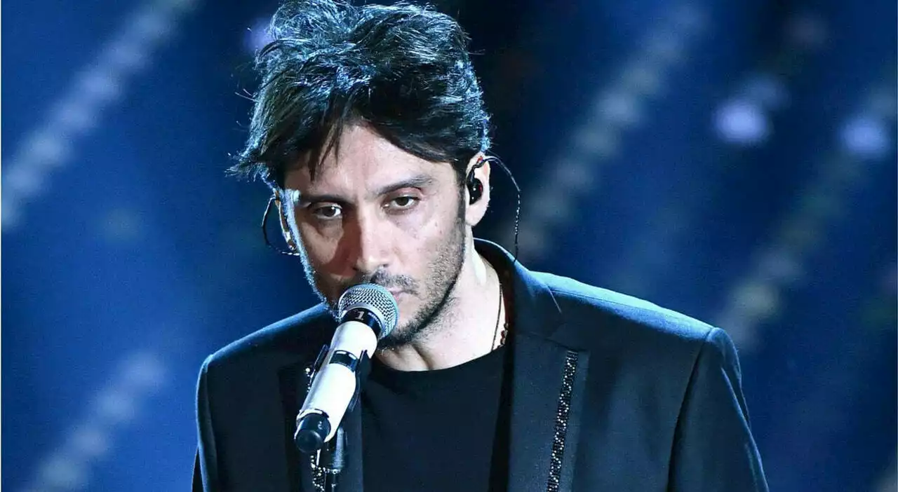 Fabrizio Moro: «Meritavo di più, ma non faccio parte del giro che conta. Ho fatto il facchino e il meccanico»