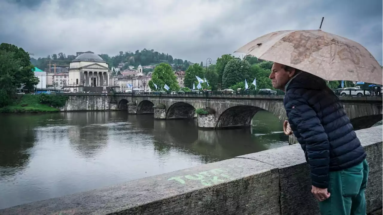 Fotogallery - Maltempo in Piemonte, a Torino Murazzi chiusi