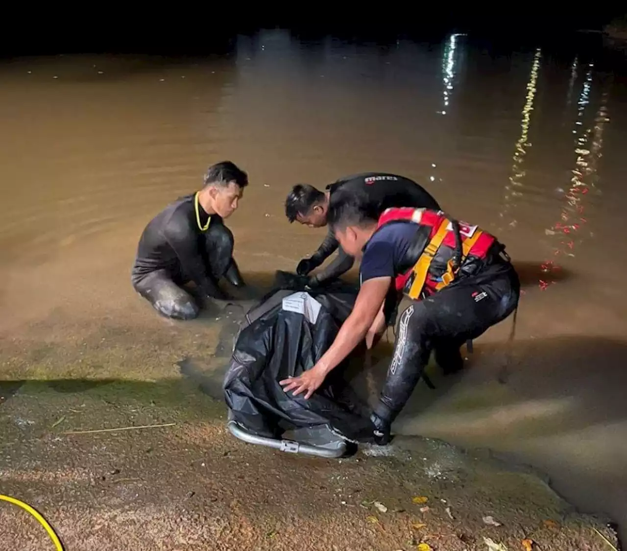 2 boys drown after falling into Pasir Gudang river | The Malaysian Insight