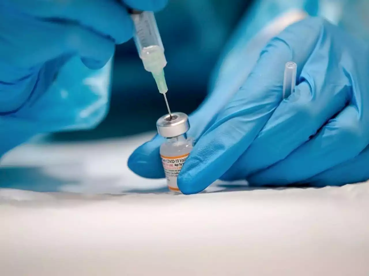 WHO recommends new COVID shots should target only XBB variants