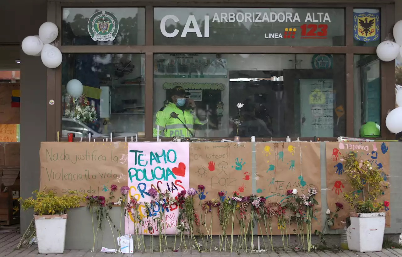 Cambiarán los CAI: nueva comandante de Policía de Bogotá cuenta el 'vuelco' que darán - Pulzo