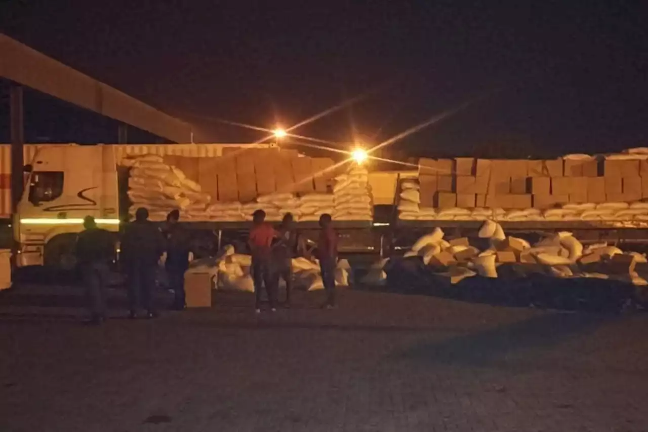 Sars seizes cigarettes worth R9M at Beitbridge border | The Citizen