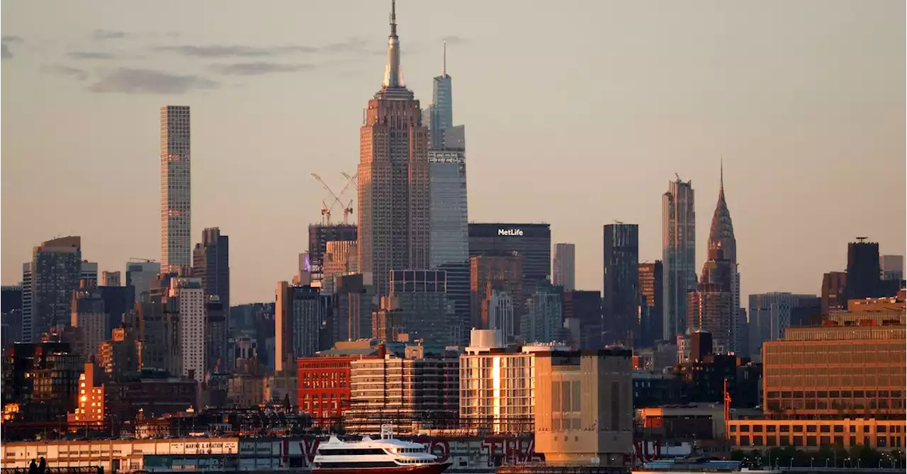 New York City’s skyscrapers are sinking the city — and climate change can make things worse