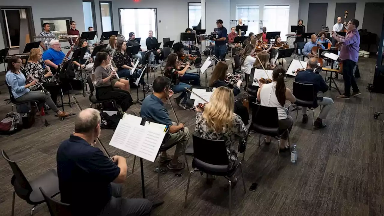 Hospital starts all-employee orchestra of doctors, nurses to promote positive mental health