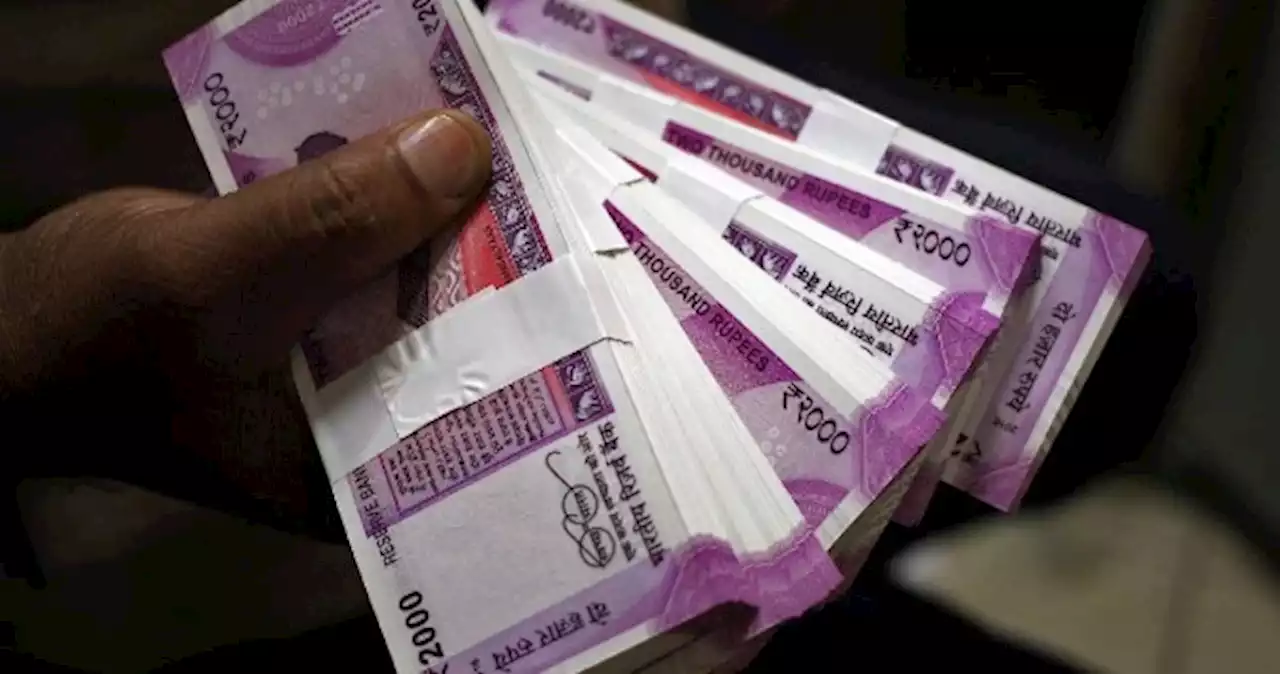 India to withdraw 2,000-rupee notes from circulation