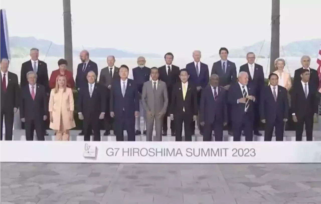 Hadiri KTT G7, Jokowi Tak Menyangka Dipanggil Presiden Prancis dan Tuan Rumah PM Jepang Foto di Depan