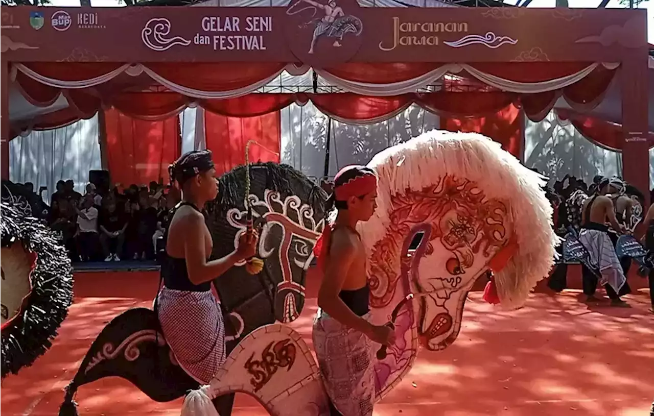 Lestarikan Warisan Budaya, Pemkab Kediri Gelar Festival Jaranan Tingkat SD