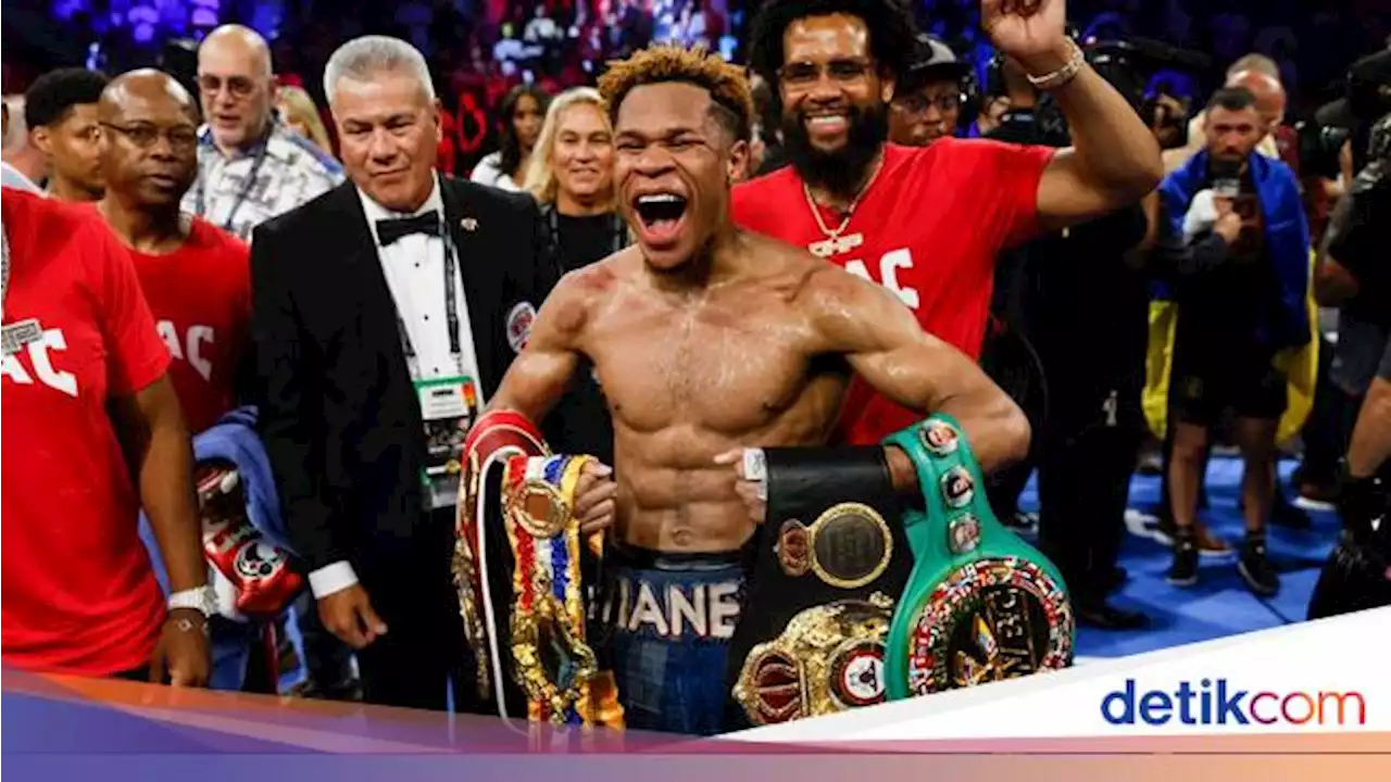 Devin Haney Kalahkan Lomachenko, Pertahankan Empat Sabuk Juara