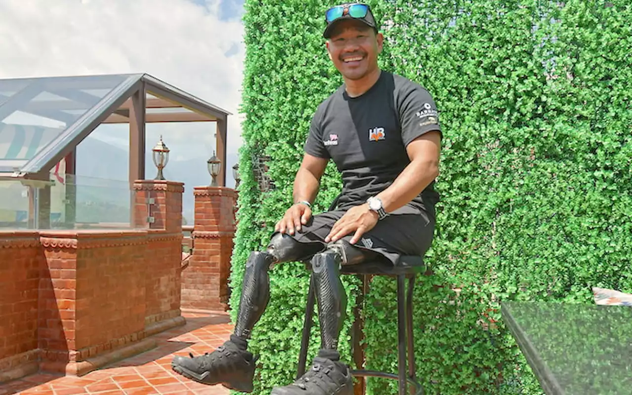‘No legs, no limits’: meet the first double amputee to climb Everest