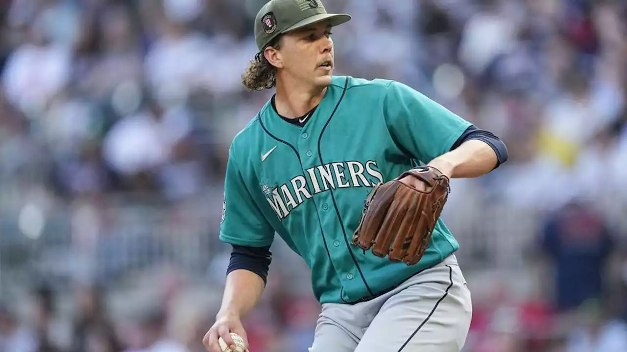 Gilbert records 15 straight outs, Mariners overpower Braves, 7-3