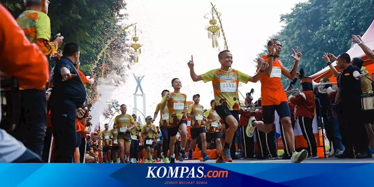 Ragam Kostum Unik Meriahkan Friendship Run 2023 Jakarta