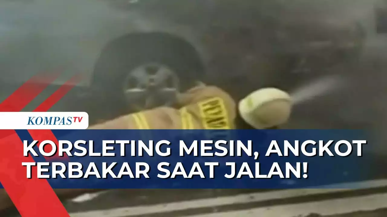 Korsleting Mesin, Angkot Tiba-Tiba Terbakar saat Jalan! Api Padam 30 Menit Kemudian