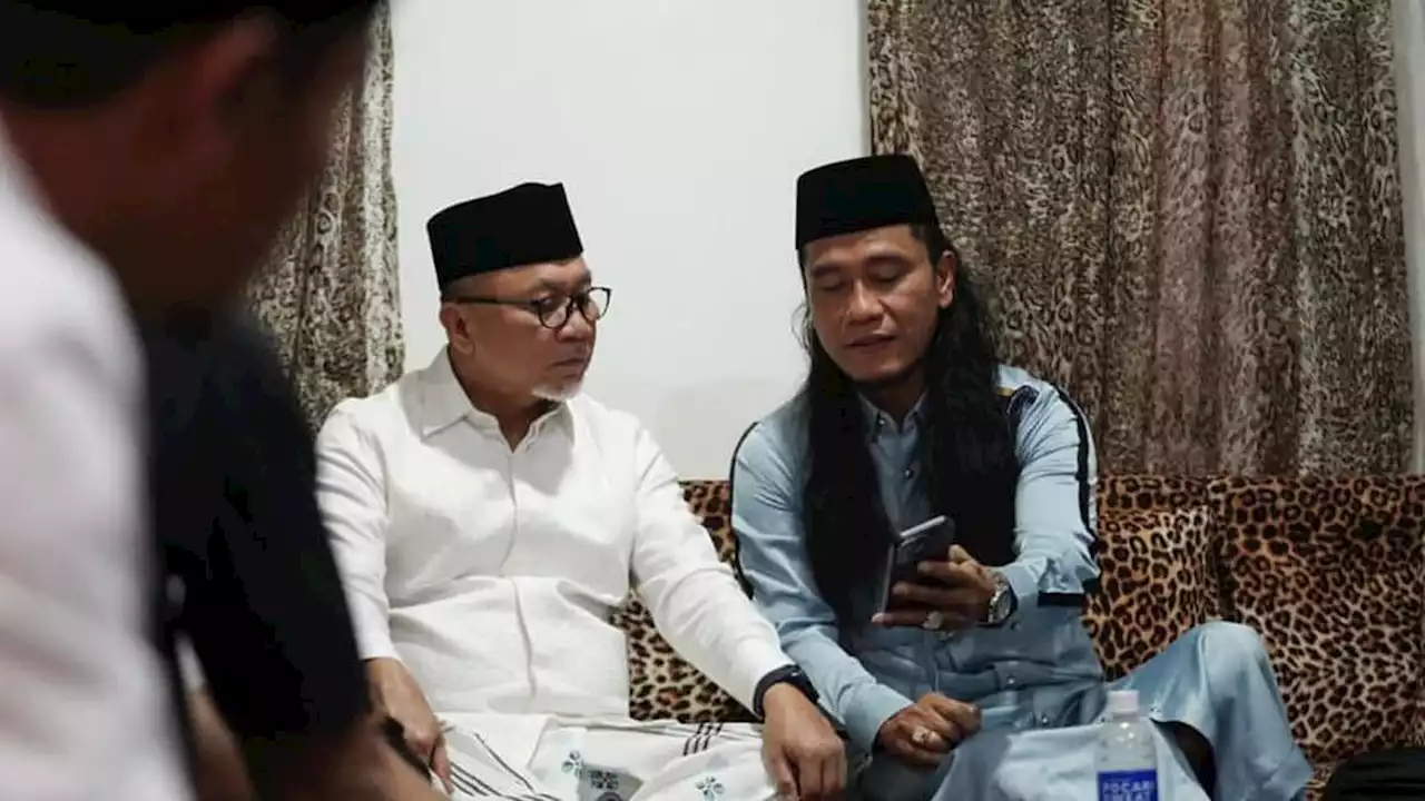 Momen Mendag Kunjungi Ponpes Gus Miftah, Diajak Makan Bersama hingga Beri Santunan Rp 250 Juta