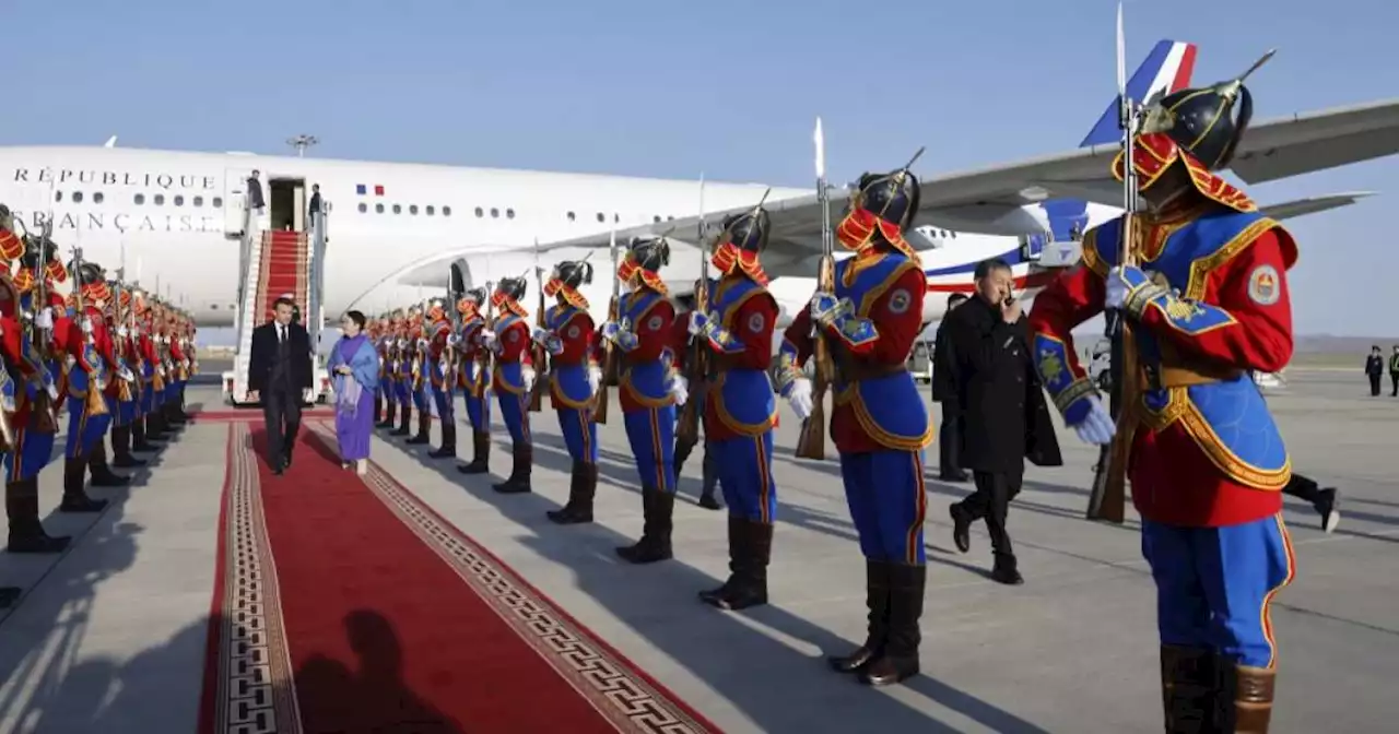 Emmanuel Macron en Mongolie, qui reçoit pour la première fois un président français