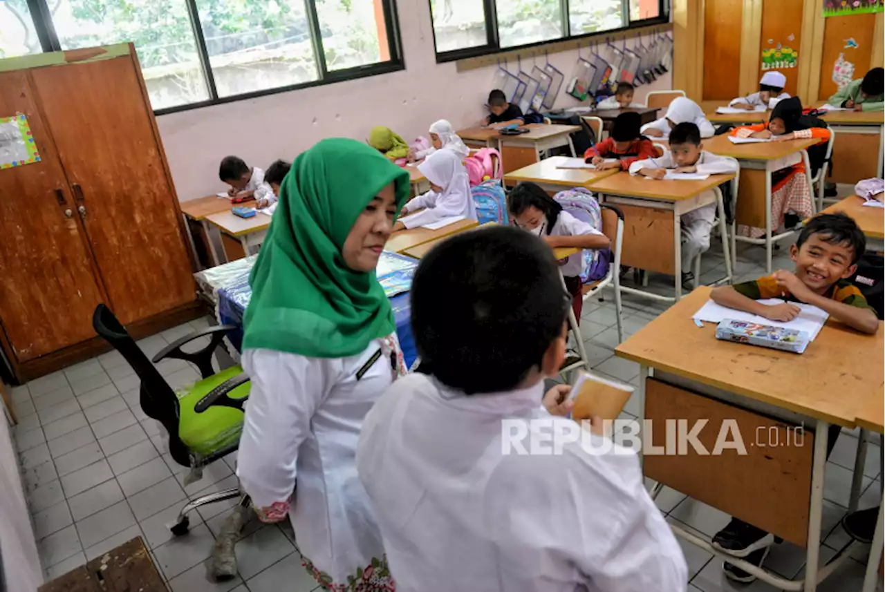 Hampir 80 Persen Sekolah di Indonesia Mulai Terapkan Kurikulum Merdeka |Republika Online