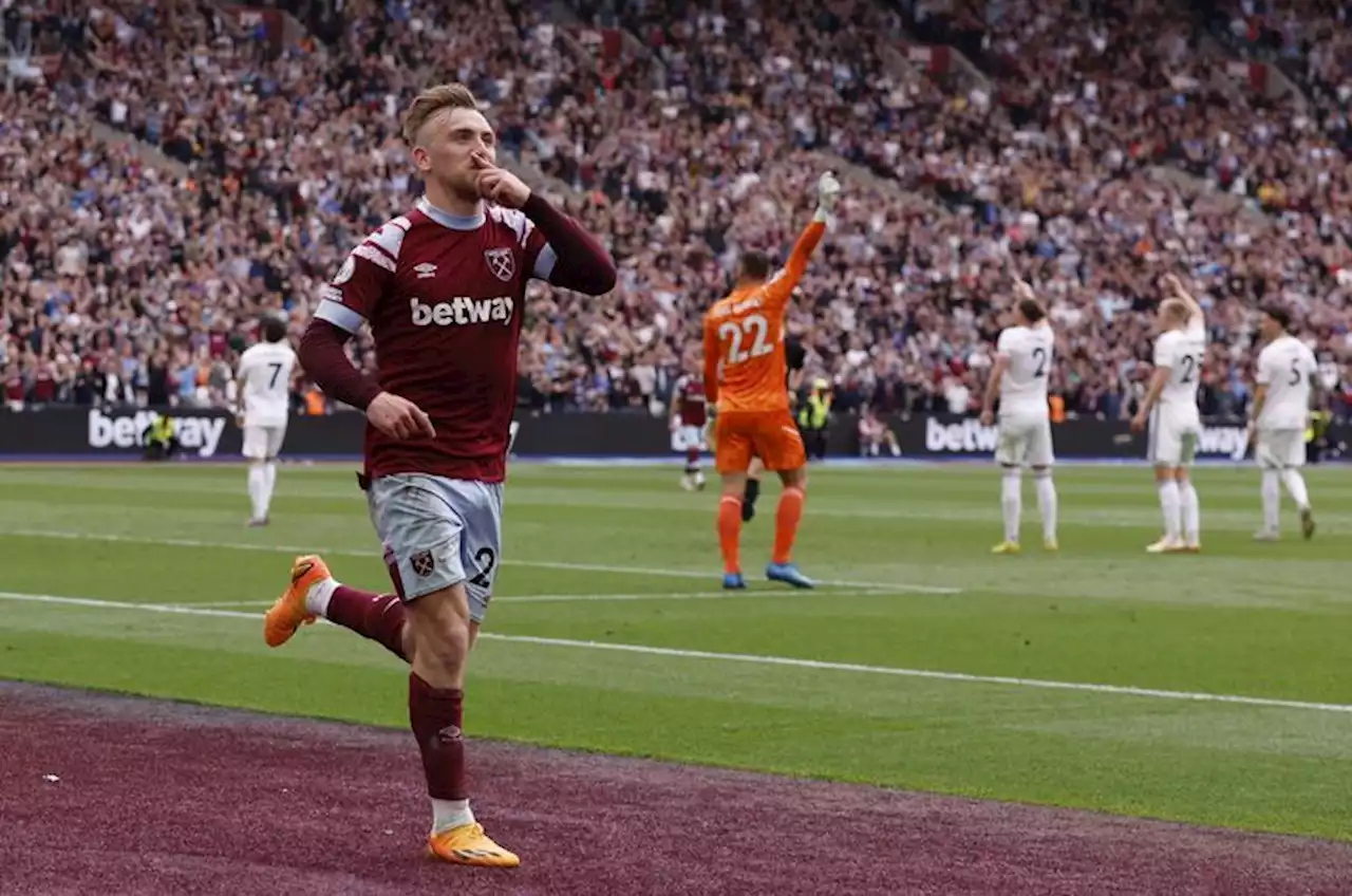 Soccer-Bowen inspires West Ham to victory over struggling Leeds