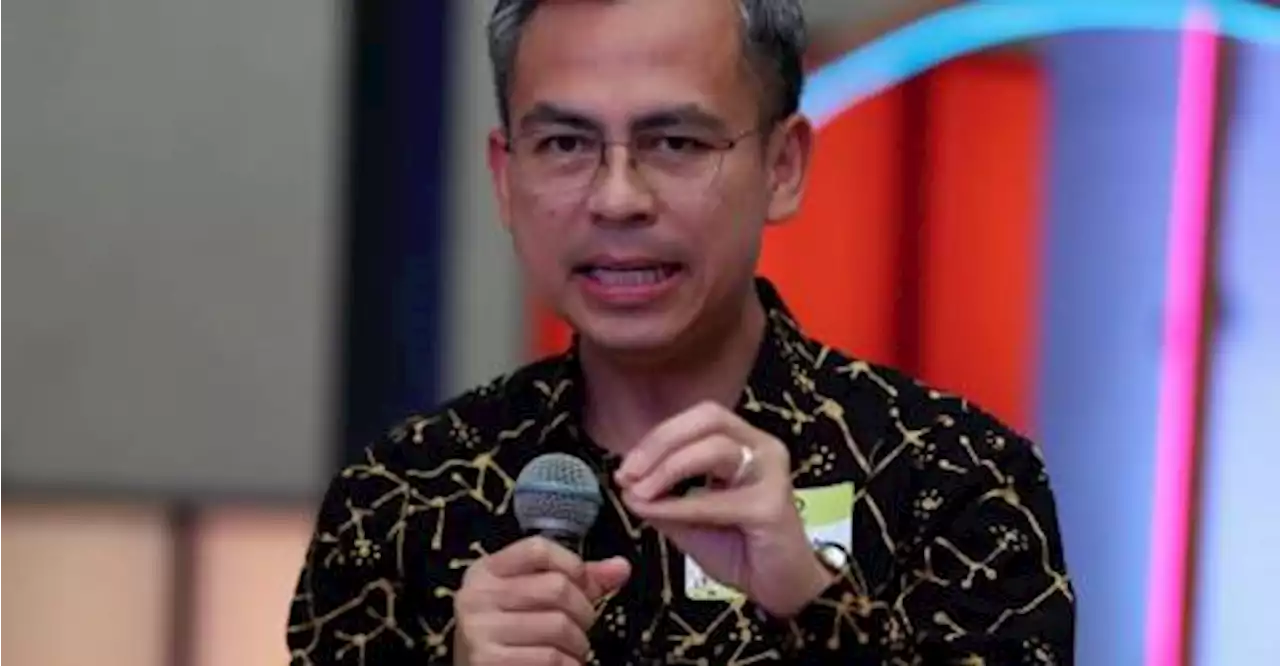 Antennas on water towers an option to solving internet access issue in S’wak: Fahmi