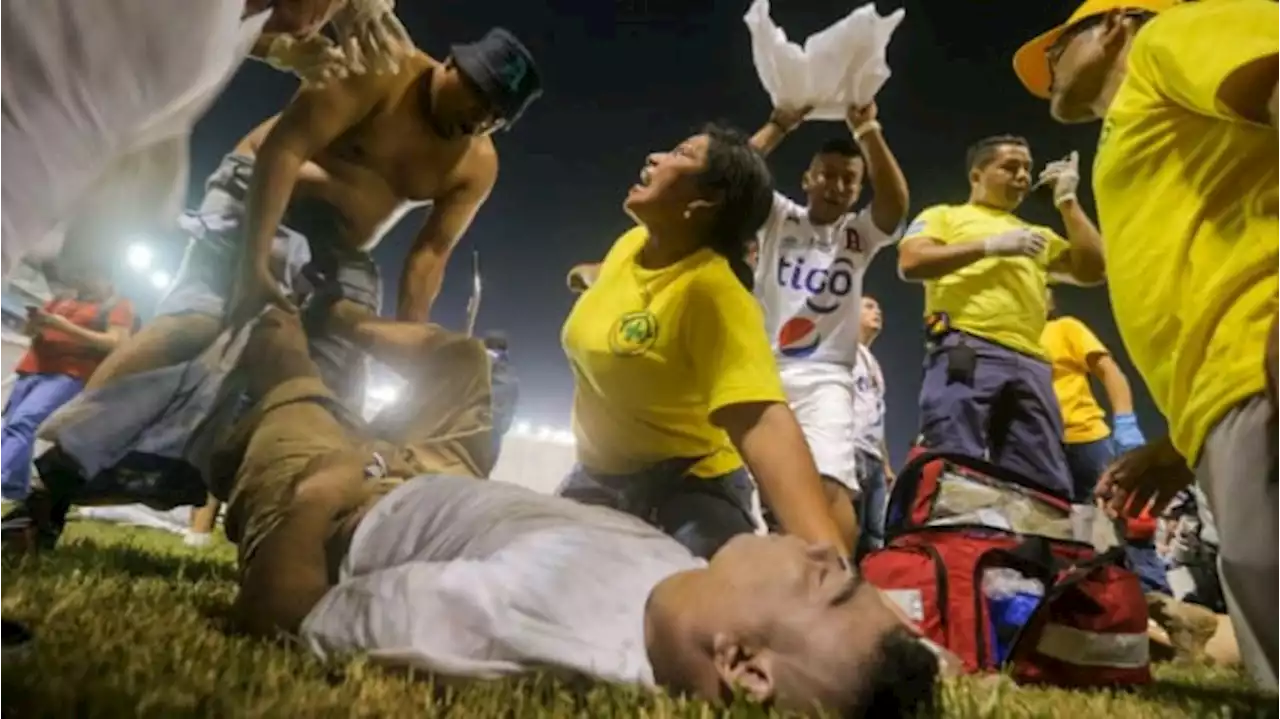 Kerusuhan Suporter Sepakbola di Stadion El Salvador, Sedikitnya 12 Korban Tewas