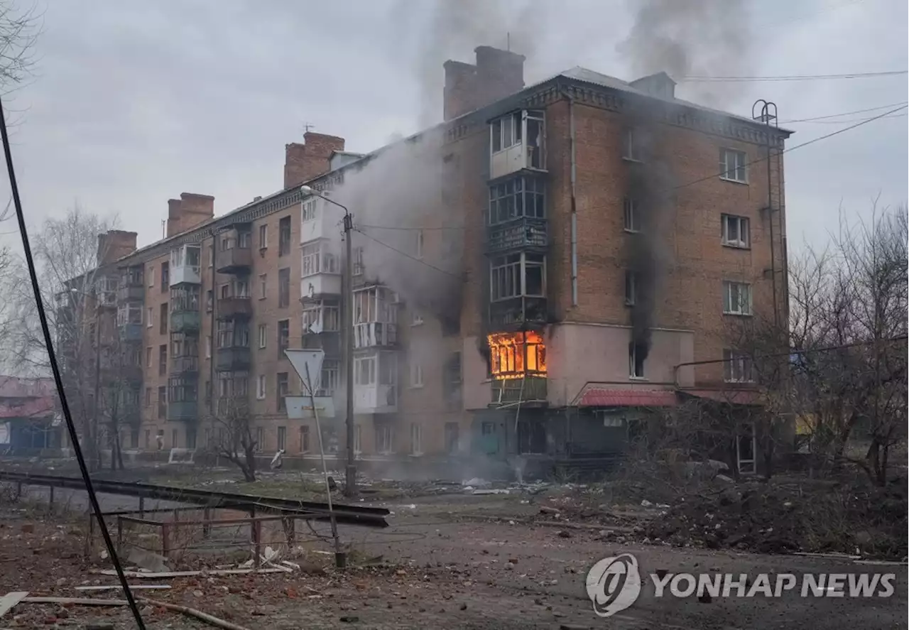 우크라, 바흐무트 함락 재차 부인…'도시 측면 따라 일부 포위' | 연합뉴스