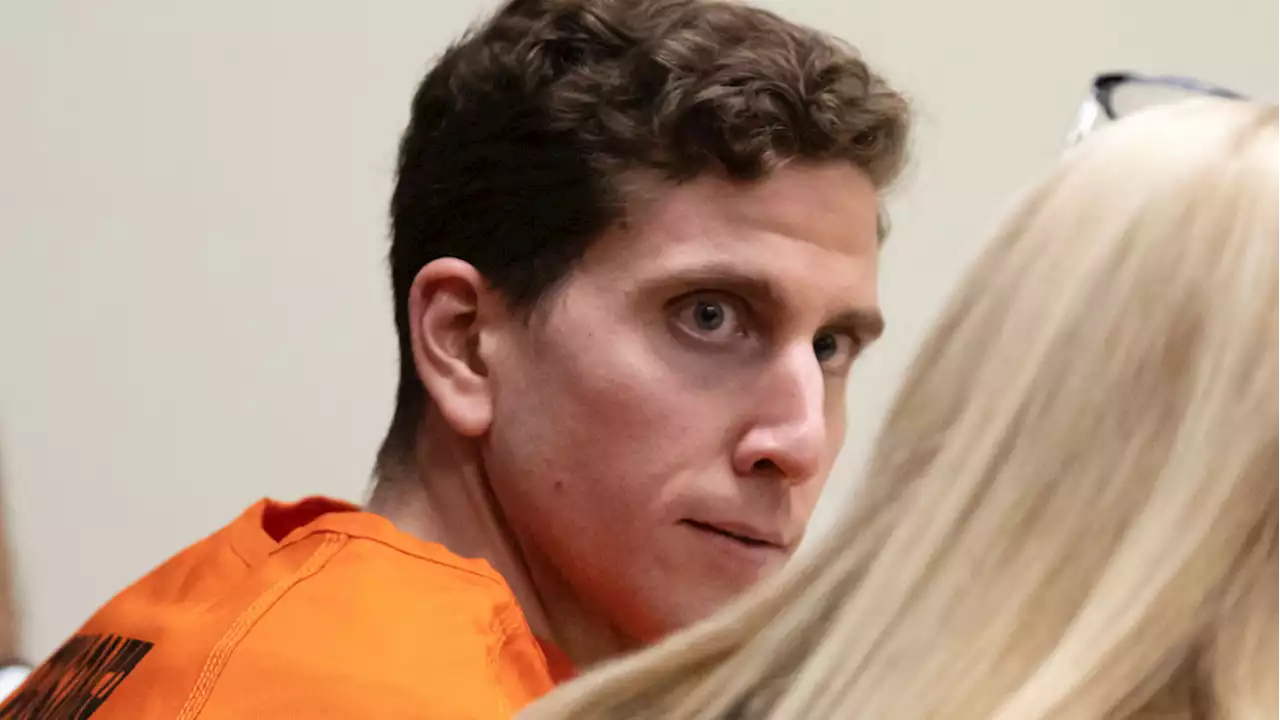 Man accused of killing 4 Idaho college students to enter plea