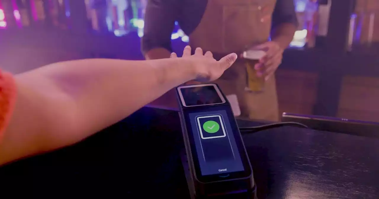 You can now use Amazon’s palm-reading tech to buy alcohol | Engadget