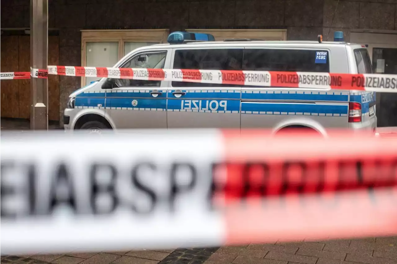 Sie dachten, sie schläft nur: Kinder entdecken tote Frau (19) auf Schulhof in Recklinghausen