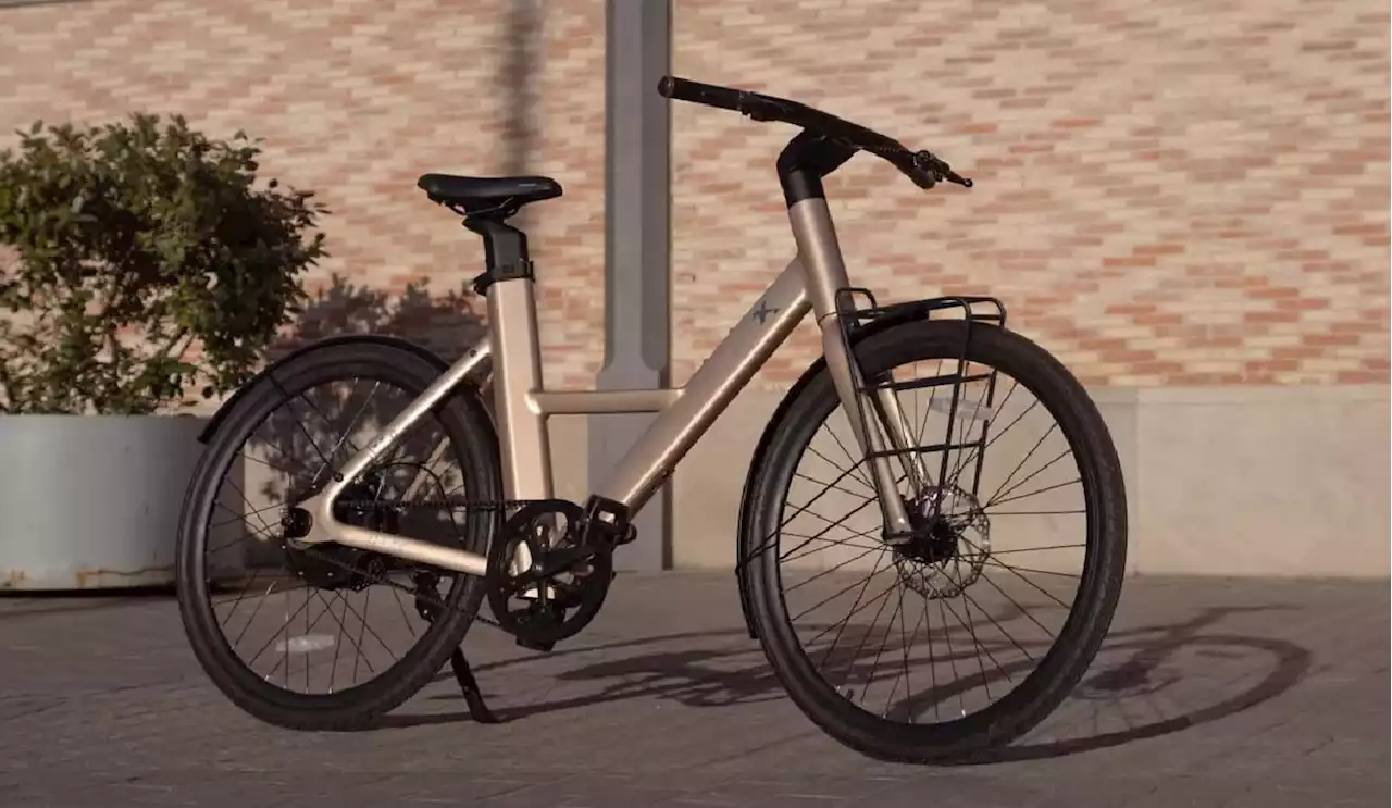 Hyundai dégaine un vélo électrique pas comme les autres qui se transforme en home trainer