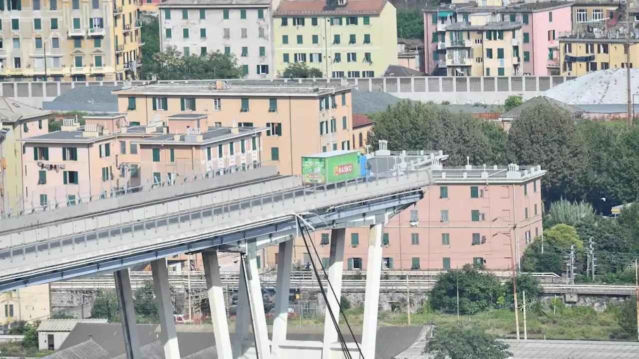 Ponte Morandi, l'ex Ad della holding dei Benetton: 'Sapevo che poteva crollare'