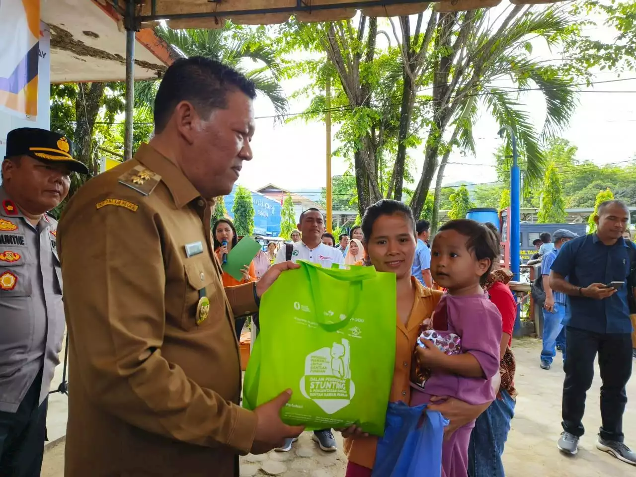 1.241 Keluarga Berisiko Stunting Peroleh Bantuan Pangan