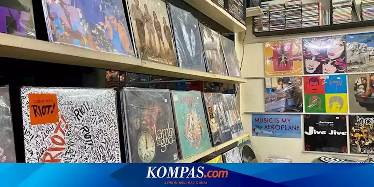 Menyusuri Hidden Gem Di Blok M Square Tempat Kaset Jadul Dan Buku Bekas 8865