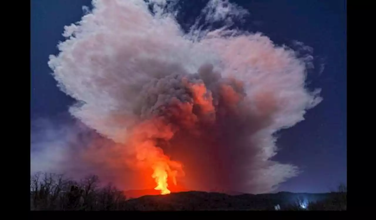 Gunung Berapi Etna di Italia Meletus, Penerbangan Ditangguhkan